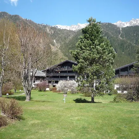 Апартаменти Champraz-7 By Interhome